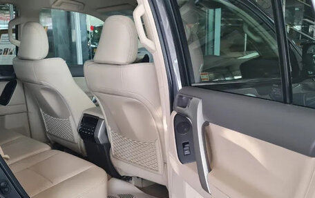 Toyota Land Cruiser, 2022 год, 9 490 000 рублей, 9 фотография