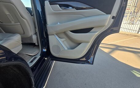 Cadillac Escalade IV, 2018 год, 4 900 000 рублей, 19 фотография