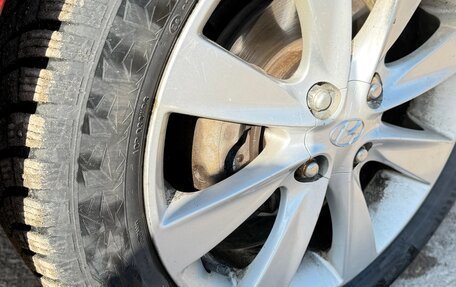 Hyundai Solaris II рестайлинг, 2012 год, 280 000 рублей, 8 фотография