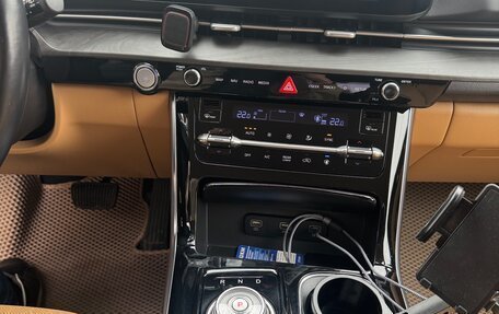 KIA Carnival, 2020 год, 3 900 000 рублей, 6 фотография