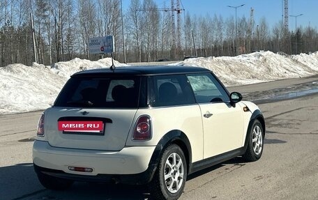 MINI Hatch, 2011 год, 750 000 рублей, 2 фотография