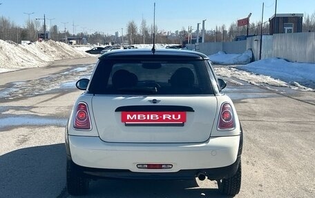 MINI Hatch, 2011 год, 750 000 рублей, 4 фотография
