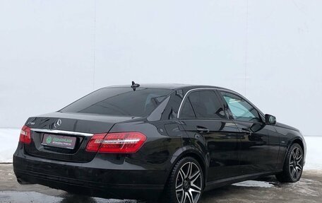 Mercedes-Benz E-Класс, 2010 год, 1 190 000 рублей, 5 фотография