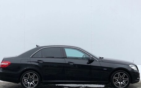 Mercedes-Benz E-Класс, 2010 год, 1 190 000 рублей, 4 фотография