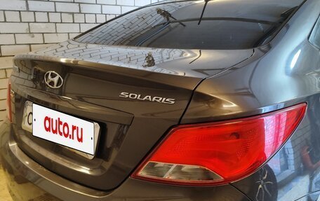 Hyundai Solaris II рестайлинг, 2015 год, 1 030 000 рублей, 6 фотография