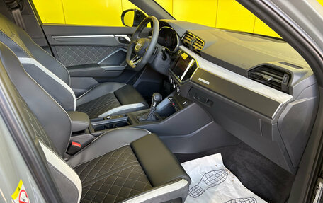 Audi Q3, 2025 год, 4 899 000 рублей, 22 фотография