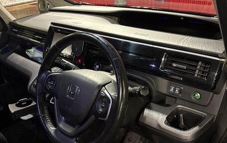 Honda Stepwgn IV, 2015 год, 1 800 000 рублей, 8 фотография