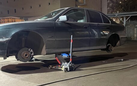 BMW 5 серия, 1998 год, 650 000 рублей, 8 фотография