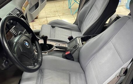 BMW 5 серия, 1998 год, 650 000 рублей, 9 фотография