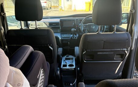 Honda Stepwgn IV, 2015 год, 1 800 000 рублей, 4 фотография