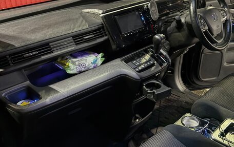 Honda Stepwgn IV, 2015 год, 1 800 000 рублей, 9 фотография