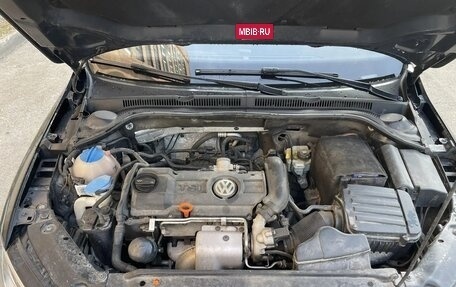 Volkswagen Jetta VI, 2011 год, 750 000 рублей, 7 фотография