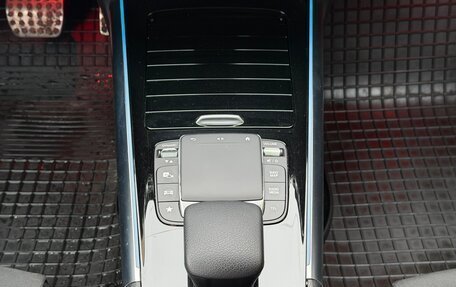 Mercedes-Benz GLA, 2021 год, 3 395 000 рублей, 28 фотография