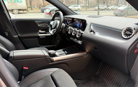 Mercedes-Benz GLA, 2021 год, 3 395 000 рублей, 21 фотография