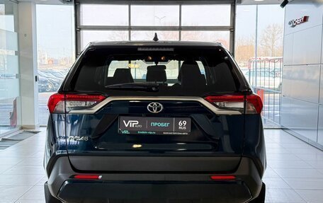 Toyota RAV4, 2020 год, 2 817 000 рублей, 5 фотография