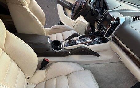 Porsche Cayenne III, 2010 год, 2 300 000 рублей, 16 фотография