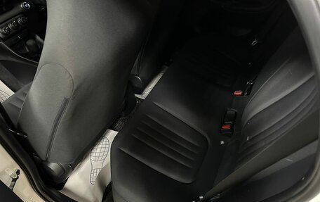 Toyota Yaris, 2020 год, 1 245 000 рублей, 5 фотография