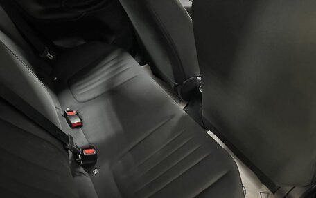 Toyota Yaris, 2020 год, 1 245 000 рублей, 9 фотография