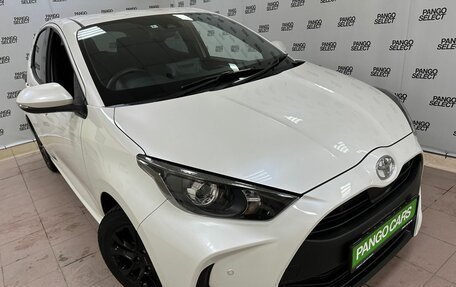 Toyota Yaris, 2020 год, 1 245 000 рублей, 23 фотография