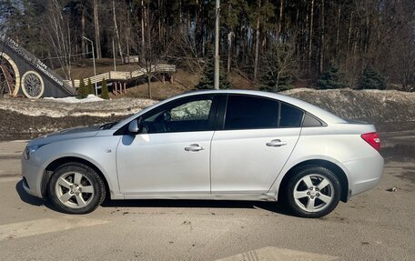 Chevrolet Cruze II, 2011 год, 790 000 рублей, 3 фотография