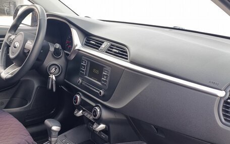 KIA Rio IV, 2021 год, 1 875 000 рублей, 10 фотография