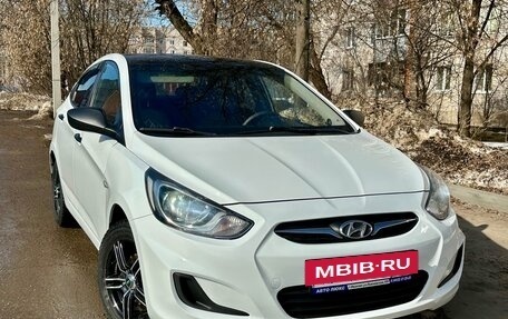 Hyundai Solaris II рестайлинг, 2013 год, 665 000 рублей, 10 фотография