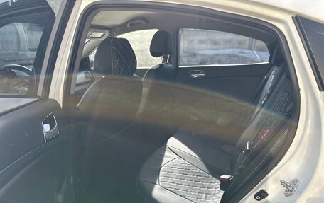 Hyundai Solaris II рестайлинг, 2013 год, 665 000 рублей, 13 фотография