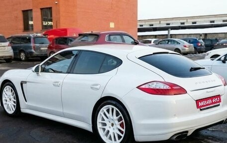 Porsche Panamera II рестайлинг, 2012 год, 2 400 000 рублей, 4 фотография