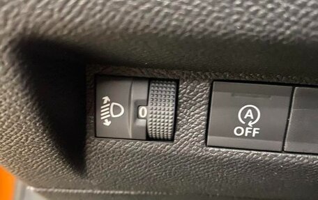 Peugeot 2008 II, 2022 год, 1 800 000 рублей, 14 фотография