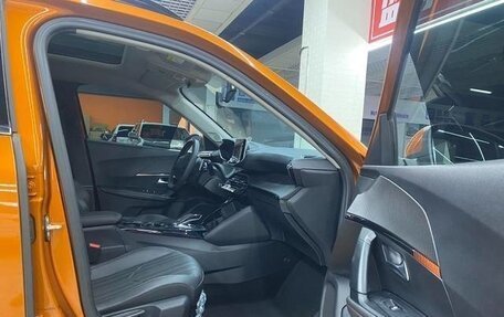 Peugeot 2008 II, 2022 год, 1 800 000 рублей, 16 фотография