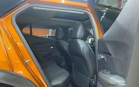 Peugeot 2008 II, 2022 год, 1 800 000 рублей, 18 фотография