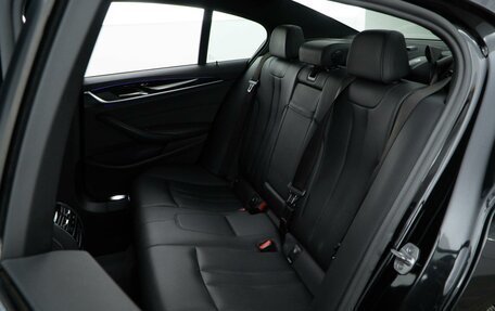 BMW 5 серия, 2018 год, 2 948 055 рублей, 9 фотография