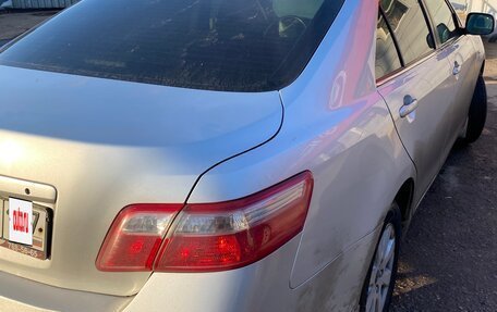 Toyota Camry, 2007 год, 750 000 рублей, 2 фотография