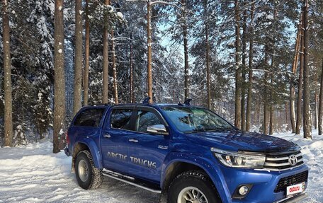 Toyota Hilux VIII, 2017 год, 4 200 000 рублей, 4 фотография