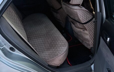 Mazda Atenza II, 2002 год, 350 000 рублей, 7 фотография