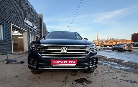 Volkswagen Touareg III, 2020 год, 6 200 000 рублей, 2 фотография