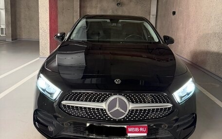 Mercedes-Benz A-Класс, 2018 год, 2 585 000 рублей, 3 фотография