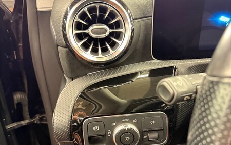 Mercedes-Benz A-Класс, 2018 год, 2 585 000 рублей, 22 фотография