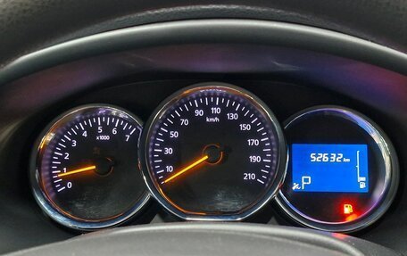 Renault Logan II, 2017 год, 1 110 000 рублей, 2 фотография