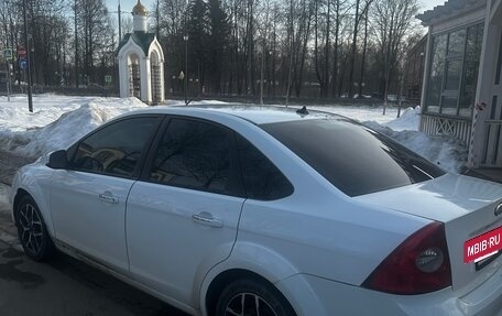 Ford Focus II рестайлинг, 2010 год, 4 фотография