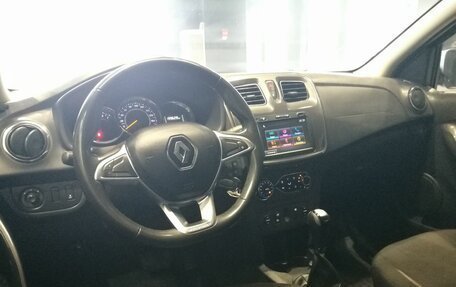 Renault Logan II, 2019 год, 1 150 000 рублей, 12 фотография