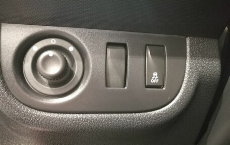 Renault Logan II, 2019 год, 1 150 000 рублей, 13 фотография