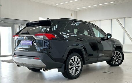 Toyota RAV4, 2021 год, 3 880 000 рублей, 7 фотография