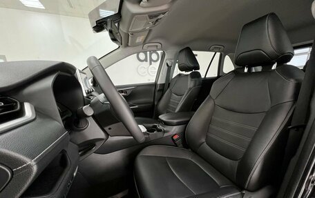 Toyota RAV4, 2021 год, 3 880 000 рублей, 10 фотография