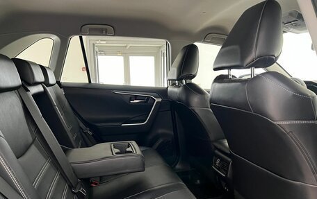 Toyota RAV4, 2021 год, 3 880 000 рублей, 37 фотография