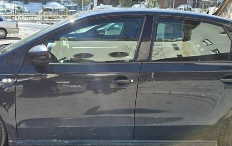 Volkswagen Polo VI (EU Market), 2011 год, 630 000 рублей, 3 фотография