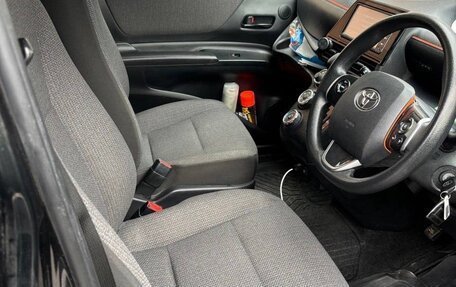 Toyota Sienta II, 2019 год, 1 550 000 рублей, 4 фотография