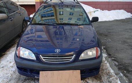 Toyota Avensis III рестайлинг, 1999 год, 220 000 рублей, 1 фотография