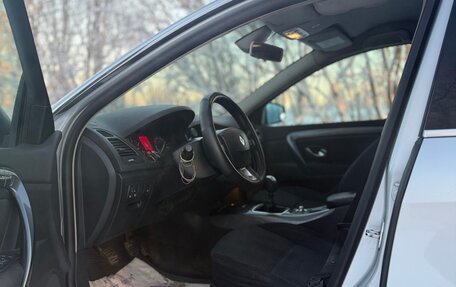 Renault Laguna III рестайлинг, 2010 год, 450 000 рублей, 9 фотография