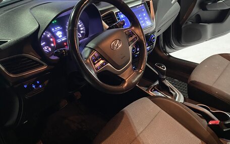 Hyundai Solaris II рестайлинг, 2018 год, 1 050 000 рублей, 12 фотография